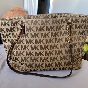 Michael Kors purse